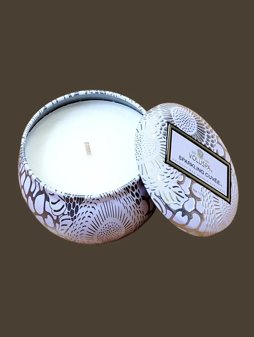 NEW VOLUSPA Sparkling Cuvee 4 oz One Wick Scented Coconut Wax Candle Tin